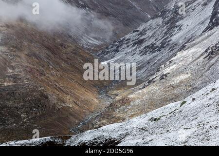 Géographie / Voyage, Autriche, Tyrol, vent, première neige dans la vallée de Schalfbach, vallée d'Oetz, droits-supplémentaires-dégagement-Info-non-disponible Banque D'Images