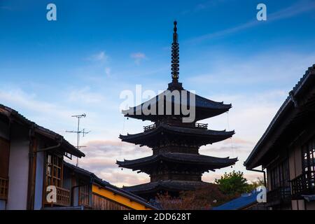 Japon, Kyoto, Gion, Yasaka Pagode Banque D'Images