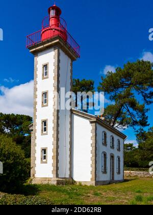 Phare de la Pointe de Combrit à Sainte Marine près de Benodet à l'embouchure de l'Odet dans le Finistère Bretagne nord-ouest de la France. Banque D'Images