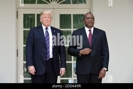 Le président américain Donald Trump accueille le président kenyan Uhuru Kenyatta à la Maison Blanche le 27 août 2018 à Washington, DC, États-Unis. Photo par Olivier Douliery/ABACAPRESS.COM Banque D'Images