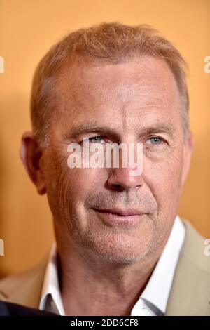 Kevin Costner participe à la première de 'Yellowstone' à Paramount Pictures le 11 juin 2018 à Los Angeles, Californie. Photo de Lionel Hahn/ABACAPRESS.COM Banque D'Images