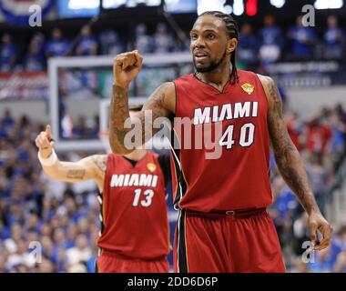 PAS DE FILM, PAS DE VIDÉO, PAS de TV, PAS DE DOCUMENTAIRE - Miami Heat forward Udonis Haslem (40) célèbre pendant le jeu 3 des finales de la NBA, Miami Heat vs Dallas Mavericks au American Airlines Center à Dallas, TX, USA le 5 juin 2011. Photo de Ron Jenkins/fort Worth Star-Telegram/MCT/ABACAPRESS.COM Banque D'Images