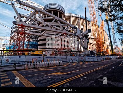 Madrid, Espagne. 24 novembre 2020. Le nouveau stade Santiago Bernabeu du Real Madrid fonctionne. Paseo de la Castellana, Madrid, Espagne. Banque D'Images