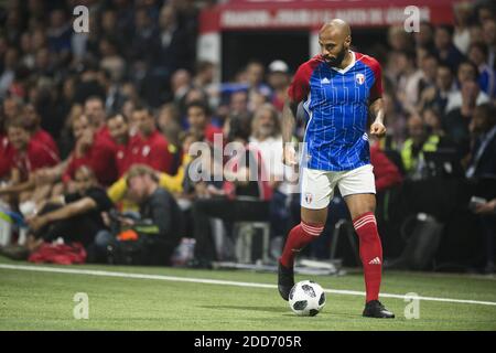 Thierry Henry lors d'une exposition de football entre l'équipe nationale française de football de la coupe du monde 1998 et la FIFA 98 composée d'anciens joueurs internationaux, pour marquer le 20e anniversaire de la victoire de la coupe du monde 1998 en France, le 12 juin 2018 à l'U Arena de Nanterre, près de Paris. Photo par ELIOT BLONDT/ABACAPRESS.COM Banque D'Images