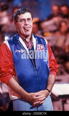 Photo prise en décembre 1987 de l'acteur et réalisateur Jerry Lewis sur une émission de télévision à Paris, France; photo de Pascal baril/ABACAPRESS.COM Banque D'Images