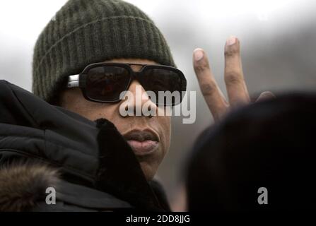 PAS DE FILM, PAS DE VIDÉO, PAS de télévision, PAS DE DOCUMENTAIRE - Rapper Jay-Z assiste au concert du président élu Barack Obama et du vice-président élu Joe Biden, et de leurs familles au Lincoln Memorial à Washington, D.C., Etats-Unis, le dimanche 18 janvier 2009. Photo de Zbigniew Bzdak/Chicago Tribune/MCT/ABACAPRESS.COM Banque D'Images