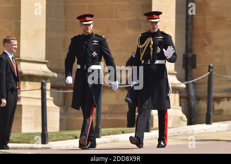 Le prince William assiste à la cérémonie de mariage le prince Henry Charles Albert David du pays de Galles épouse Mme Meghan Markle dans un service à la chapelle Saint-George à l'intérieur du château de Windsor. Parmi les invités se trouvaient 2200 membres du public, la famille royale et la mère Doria Ragland de Mme Markle. Photo de Lionel Hahn/ABACAPRESS.COM Banque D'Images