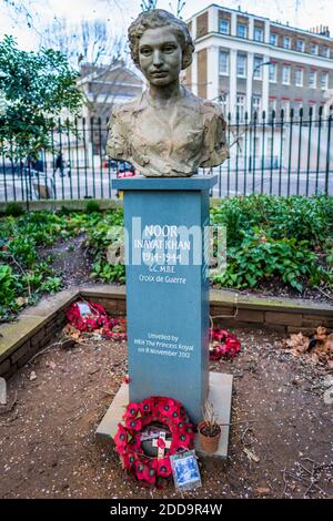 Statue du mémorial Noor Inayat Khan à Gordon Square Bloomsbury Londres. L'agent SOE Noor Inayat Khan 1914-1944 a reçu la Croix de George et la Croix de guerre Banque D'Images