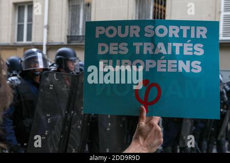 Manifestation à l'initiative de 65 associations et organisations, dont la France indépendante et la CGT Maree populaire à Paris, France, le 26 mai 2018. Photo de Nicolas Joubert /ABACAPRESS.COM Banque D'Images