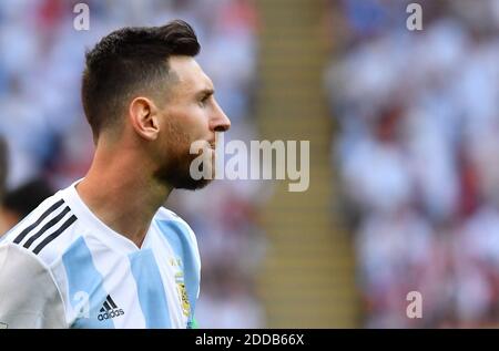 Lionel Messi d'Argentine pendant la coupe du monde de la FIFA France v Argentine au stade Kazan Arena de Kazan, Russie, le 30 juin 2018. L'Argentine a subi une défaite de 4-3 en France qui semble voir Messi s'éloigner pour la deuxième fois du football international. Photo de Christian Liewig/ABACAPRESS.COM Banque D'Images