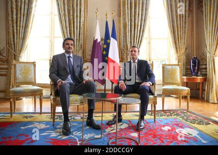 Le président Emmanuel Macron rencontre le cheikh Tamim bin Hamad Al Thani de l'Amir du Qatar à l'Elysée Palace, le 06 juillet 2018, à Paris, en France. Photo de Hamilton/Pool/ABACAPRESS.COM Banque D'Images