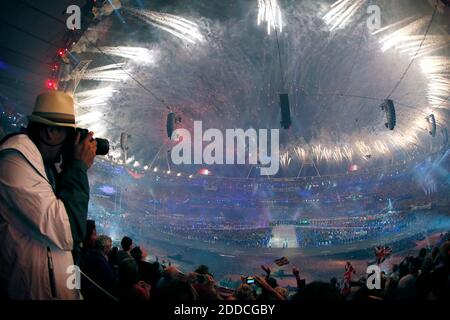 PAS DE FILM, PAS DE VIDÉO, PAS de télévision, PAS DE DOCUMENTAIRE - la cérémonie de clôture des Jeux Olympiques d'été au stade olympique de Londres, Royaume-Uni, le dimanche 12 août 2012. Photo de Brian Peterson/Minneapolis Star Tribune/MCT/ABACAPRESS.COM Banque D'Images