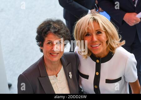 Valérie Anne Giscard d'Estaing et Brigitte Macron assistent à la parade militaire sur l'avenue des champs-Élysées pour célébrer la fête nationale française ou le « 14 juillet » à Paris, en France, le 14 juillet 2018. Photo par Ammar Abd Rabbo/ABACAPRESS.COM Banque D'Images