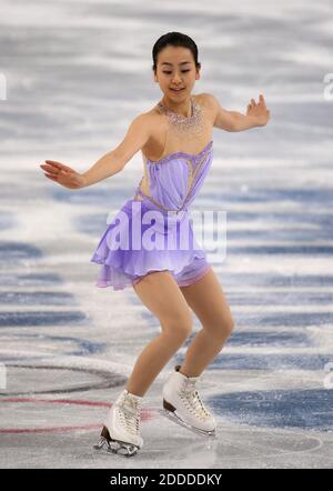 PAS DE FILM, PAS DE VIDÉO, PAS de TV, PAS DE DOCUMENTAIRE - Mao Asada du Japon se produit dans le court programme de patinage artistique des dames au palais de patinage d'Iceberg pendant les Jeux Olympiques d'hiver à Sotchi, Russie, le mercredi 19 février 2014. Photo de Brian Cassella/Chicago Tribune/MCT/ABACAPRESS.COM Banque D'Images