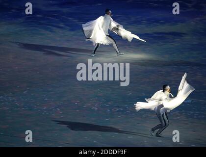 PAS DE FILM, PAS DE VIDÉO, PAS de TV, PAS DE DOCUMENTAIRE - des danseurs se produisent lors d'une cérémonie de clôture consacrée aux Jeux Olympiques d'hiver 2018 à PyeongChang, Corée du Sud, au Fisht Stadium de Sotchi, Russie, le dimanche 23 février 2014. Photo de Brian Cassella/Chicago Tribune/MCT/ABACAPRESS.COM Banque D'Images