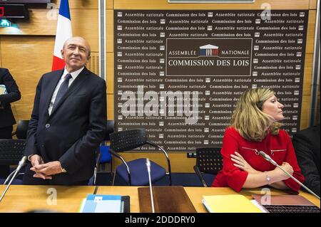 Le ministre français de l'intérieur, Gérard Collomb, arrive devant la Commission du droit de la chambre basse du Parlement le 23 juillet 2018 à Paris, à la suite de reportages dans les médias qui suggéraient qu'il était au courant d'une agression par un assistant de haut niveau de la sécurité présidentielle, mais qu'il était calme. Photo par ELIOT BLONDT/ABACAPRESS.COM Banque D'Images