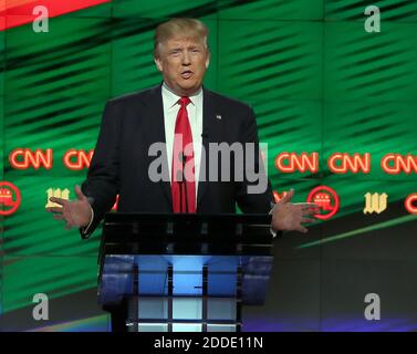 PAS DE FILM, PAS DE VIDÉO, PAS de télévision, PAS DE DOCUMENTAIRE - le candidat républicain à la présidence Donald Trump parle lors du débat primaire présidentiel du GOP à la Banque United Center de l'Université de Miami à Coral Gables, FL, USA, le jeudi 10 mars 2016. Photo par Pedro Portal/El Nuevo Herald/TNS/ABACAPRESS.COM Banque D'Images