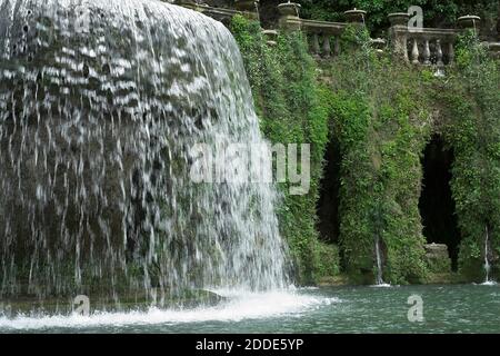 Tivoli, Italie, Italien; Villa d'Este; la fontaine ovale (Fontana dell'Ovato); Ovato-Brunnen; Fontanna owalna Banque D'Images