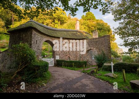 Digne Toll House à l'entrée de la route à péage de digne près de Porlock dans le parc national d'Exmoor, Somerset, Angleterre. Banque D'Images