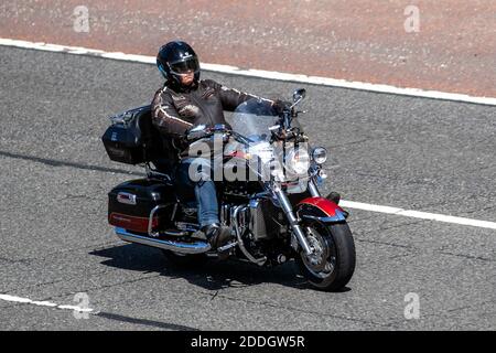 Triumph Rocket III Touring; motocycliste; deux roues de transport, motos, véhicule, routes, motos, motocyclistes motocyclistes motocyclistes motards motocyclistes à Chorley, Royaume-Uni Banque D'Images