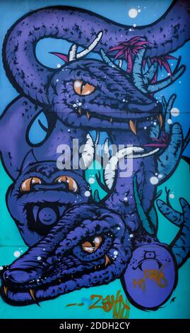 Sea Monsters par l'artiste berst d'Auckland. Ce sont des panneaux peints dans un style de bande dessinée / tatouage, Isaac Theatre Royal, Christchurch Nouvelle-Zélande. Banque D'Images