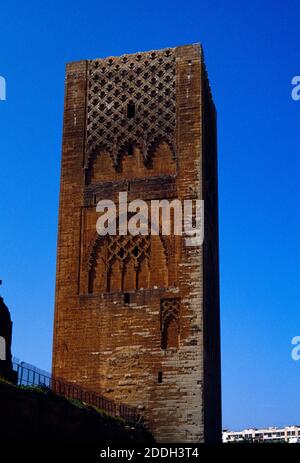 Rabat Maroc Hassan Tour Almohad Architecture Minaret d'un incomplet Mosquée Banque D'Images