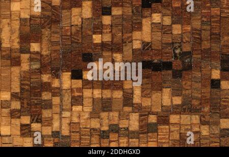 The Pantiles, 1840-60 panneaux, Tunbridgeware incrusté image et cadre. Le cadre et l'image des Pantiles, Tunbridge Wells, ont été faits en mosaïque de grain final. Il a été fabriqué par James Brown alors qu'il était apprenti à l'atelier Holamby vers 1850. Histoire sociale, Wood, Angleterre, Kent Banque D'Images