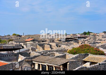 Ruines de l'ancienne ville romaine de Pompéi, Italie, a été détruite et enterrée avec des cendres après l'éruption du Vésuve en 79 après J.-C. Banque D'Images