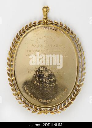 Portrait miniature de John Feeney, 1907 Allen Edward Everitt, John Feeney (1839-1905) était propriétaire du journal et philanthrope de la poste de Birmingham. Dans son désir, il a laissé la majeure partie de sa fortune à la charité, principalement pour le bénéfice de la ville de Birmingham, y compris £50,000 pour fournir une autre galerie pour le musée et la galerie d'art de Birmingham., histoire sociale, portrait, miniature, masculin, ovale, histoire de Birmingham, Charité, philanthropie Banque D'Images