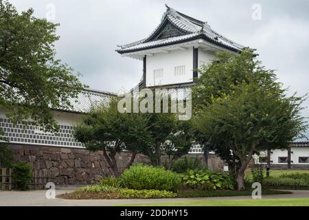 Vue horizontale du château de Kanazawa dans le parc du château de Kanazawa, Japon Banque D'Images