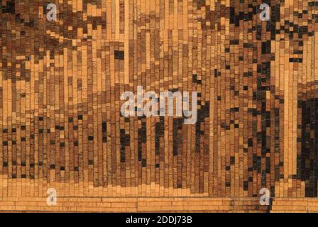 The Pantiles, 1840-60 panneaux, Tunbridgeware incrusté image et cadre. Le cadre et l'image des Pantiles, Tunbridge Wells, ont été faits en mosaïque de grain final. Il a été fabriqué par James Brown alors qu'il était apprenti à l'atelier Holamby vers 1850. Histoire sociale, Wood, Angleterre, Kent Banque D'Images