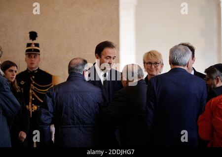 La fille de l'ancien président français Jacques Chirac, Claude Chirac, à droite, et son mari, Frédéric Salat-Baroux, au centre, rencontrent des chefs religieux le dimanche 29 septembre 2019 au monument des Invalides à Paris. Jacques Chirac sera dans l'état dimanche lors d'une cérémonie publique au monument des Invalides, où la France honorera ses héros. Un service commémoratif et des funérailles privées sont prévus pour lundi. Photo de Kamil Zihnioglu/Pool/ABACAPRESS.COM Banque D'Images