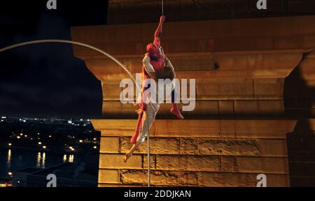 Tobey Maguire, Kirsten Dunst, 'Spider-Man' (2002) photo Credit: Sony Pictures / The Hollywood Archive / référence de fichier # 34078-0299FSTHA Banque D'Images