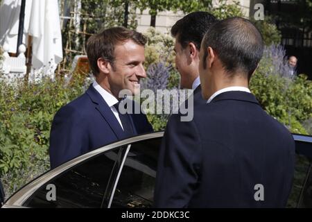 Le président français Emmanuel Macron accueille Netchirvan Barzani, Président du gouvernement régional du Kurdistan d'Irak, qui arrive au Palais de l'Elysée, Paris, France, le 10 juillet 2019. Photo de Henri Szwarc/ABACAPRESS.COM Banque D'Images