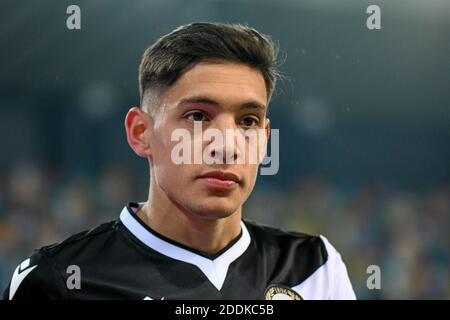 Udine, Italie. udine 2020, Italie, Friuli - stade Dacia Arena, 25 novembre 2020, Nahuel Molina (Udinese) pendant Udinese Calcio vs ACF Fiorentina - football italien Coppa Italia Match - Credit: LM/Ettore Griffoni Credit: Ettore Griffoni/LPS/ZUMA Wire/Alamy Live News Banque D'Images