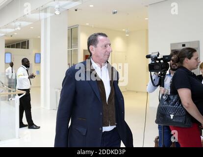 Pierre Botton a jugé pour abus de biens au tribunal de Paris, France, le 12 juillet 2019. Pour avoir déversé des dons à l'association contre la récidive qu'il a fondée. L'homme d'affaires Pierre Botton au tribunal pour violation de la confiance, fraude, abus de biens d'entreprise, contrefaçon et usage de faux et de blanchiment. Photo de Patrice Pierrot/avenir Pictures/ABACAPRESS.COM Banque D'Images