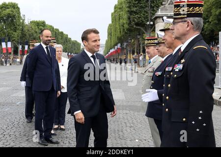 Geneviève Darrieussecq, sectaire d'État, chargée du secrétariat d'État à la minister des armes, Edouard Philippe, Premier ministre, Emmanuel Macron, président de la République française, lors du 139e départ militaire du 14 juillet les champs-Elysées, jour de la Fête. Paris, le 14 juillet 2019. Photo Stephane Lemouton/Pool/ABACAPRESS.COM Banque D'Images