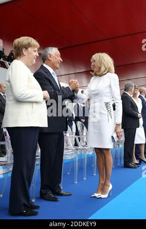 La première dame Brigitte Macron, Angela Merkel (chanceuse d'Allemagne) et son fils mari Joachim Sauer lors du 139e départ militaire du 14 juillet sur les champs-Elysées, jour de la Fête nationale. Paris, le 14 juillet 2019. Photo Stephane Lemouton/Pool/ABACAPRESS.COM Banque D'Images