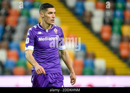 Udine, Italie. udine 2020, Italie, Friuli - stade Dacia Arena, 25 novembre 2020, Nikola Milenkovic (Fiorentina) pendant Udinese Calcio vs ACF Fiorentina - football italien Coppa Italia Match - Credit: LM/Ettore Griffoni Credit: Ettore Griffoni/LPS/ZUMA Wire/Alamy Live News Banque D'Images