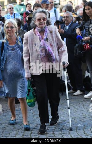 Dominique Lavanant assiste à la cérémonie funèbre du réalisateur français Jean-Pierre Mocky (décédé à 90 heures le 8 août) à l'église Saint-Sulpice à Paris, France, le 12 août 2019. Photo par ABACAPRESS.COM Banque D'Images