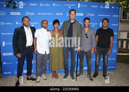 Jean-Rachid, Mehdi Idir, Zita Hanrot, Grand corps Malade, Soufiane Guerrab et Liam Pierron posent à la vie scolaire Photocall dans le cadre du 12ème Festival du film d'Angoulême, le 22 août 2019. Photo de Jerome Domine/ABACAPRESS.COM Banque D'Images