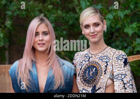 Valentina Ferragni et Chiara Ferragni assistent au salon des femmes Christian Dior Printemps/été 2020 dans le cadre de la semaine de la mode de Paris à Paris, France, le 24 septembre 2019. Photo d'Aurore Marechal/ABACAPRESS.COM Banque D'Images