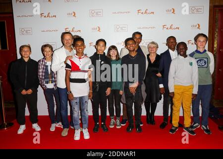 Isabelle Nanty, Fahim Mohammad, Ahmed Assad, Pierre-François Martin-Laval a.k.a PEF et Mizanur Rahaman assistant à la première de Fahim tenue au Grand Rex à Paris, France, le 29 septembre 2019. Photo de David Boyer/ABACAPRESS.COM Banque D'Images