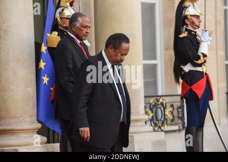 Le Premier ministre de Soudan Abdalla Hamdok part après un déjeuner présidentiel en l'honneur de l'ancien président français Chirac à Paris, le 30 septembre 2019. Photo de Julie Sebadelha/ABACAPRESS.COM Banque D'Images