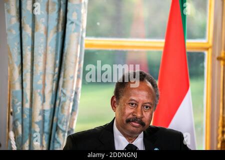 Le Premier ministre soudanais Abdalla Hamdok lors d'une conférence de presse avec le président français au Palais présidentiel de l'Elysée à Paris le 30 septembre 2019. Photo par Romain Gaillard/Pool/ABACAPRESS.COM Banque D'Images