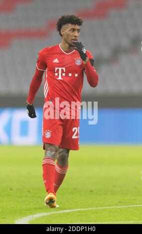 Munich, Allemagne. 25 novembre 2020. Kingsley Coman (FC Bayern Munich) football réfléchi UEFA Champions League: FC Bayern Munich - FC Salzburg, 11/25/2020 - football football UEFA Champions League: FC Bavaria Munich vs FC Salzburg, 25 novembre 2020-- | usage dans le monde crédit: dpa/Alamy Live News Banque D'Images