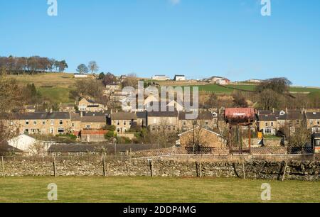 Vue vers le nord de l'autre côté de la ville de Stanhope, dans Co. Durham, Angleterre, Royaume-Uni Banque D'Images