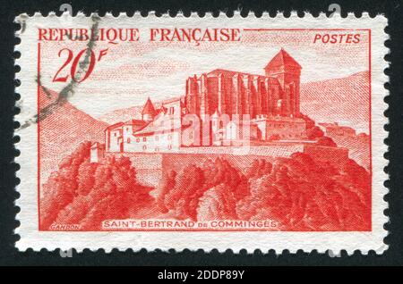 FRANCE - VERS 1949 : timbre imprimé par la France, montre l'abbaye de Saint-Bertrand, vers 1949 Banque D'Images