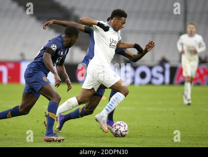 Marseille, France. 25 novembre 2020. Marley ake de Marseille lors de la Ligue des champions de l'UEFA, match de football du Groupe C entre l'Olympique de Marseille et le FC Porto le 25 novembre 2020 au stade Orange Velodrome de Marseille, France - photo Jean Catuffe / DPPI / LM crédit: Paola Benini / Alay Live News Banque D'Images