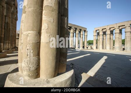 LES TEMPLES DE KARNAK EN ÉGYPTE Banque D'Images